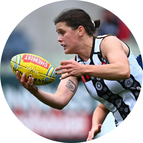 Nell Morris Dalton - round image of woman handballing AFL footy - courtesy Getty Images